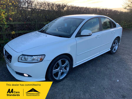 VOLVO S40 2.0 D4 R-Design Edition